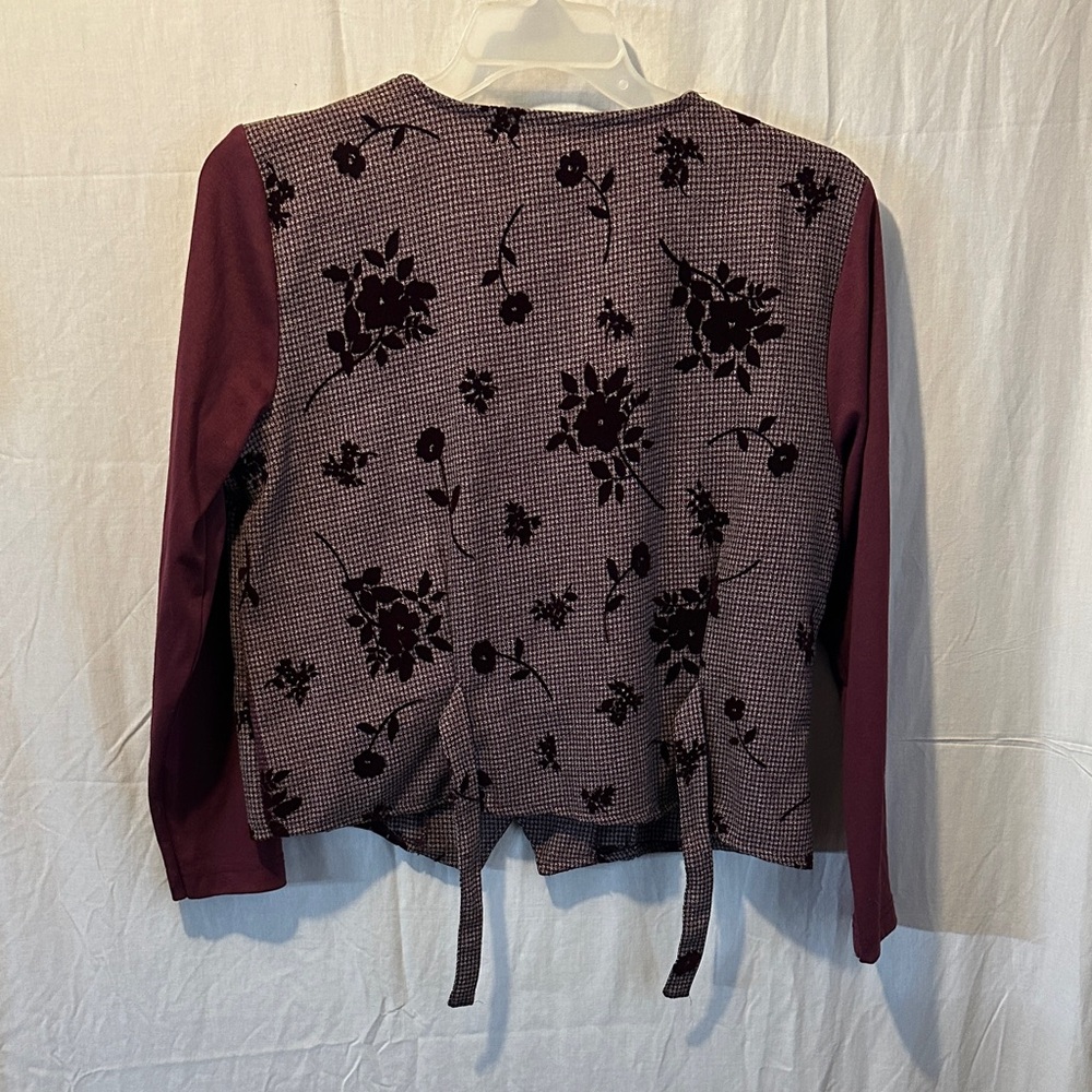 Donkenny Casuals Burgundy Checkered Top - Picture 3 of 4